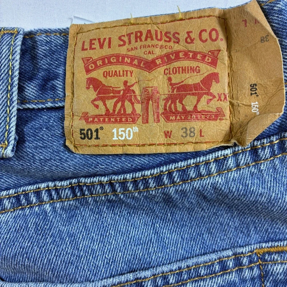 Levis 501 150th Anniversary Distressed Bandana Patch Denim Shorts Mens 38